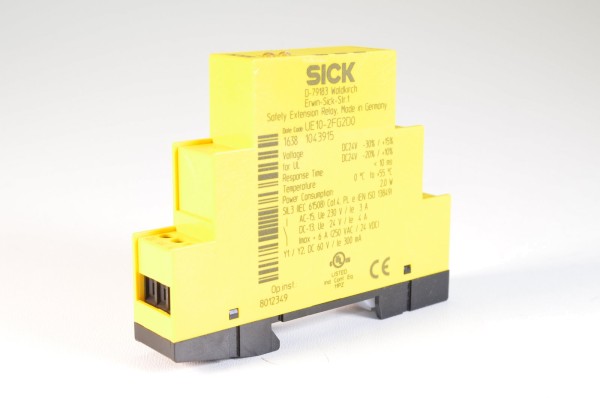 SICK 1043915, UE10-2FG2D0, Sicherheitsschaltgerät