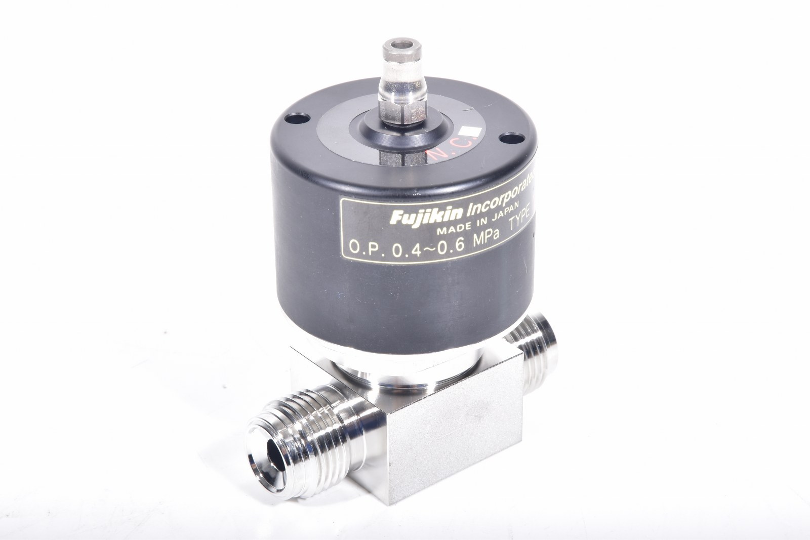 O.P : 0.4-0.6MPa 1/4 VCR Details about   Fujikin Valve Type : NC 3Way-Female 