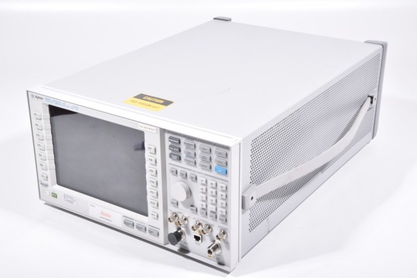 AGILENT E5515C, Wireless Communications Test Set + Options S/N:GB47460226