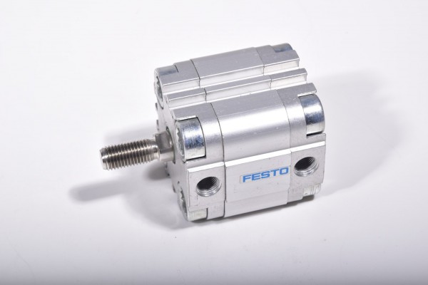 Kompaktzylinder ADVU-32-10-P-A gebrauchter guter Zustand Festo 156531 