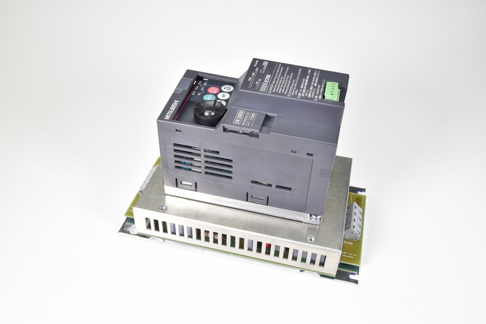 MITSUBISHI FR-E720-0,1K, FREQROL-E700 Inverter with FR-A7NC Module