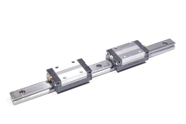 Details about   THK 220mm linear guide with 2 THK SSR15 carriages 