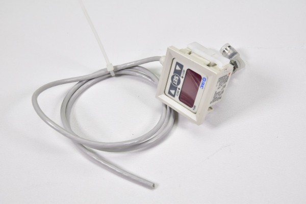 SMC ISE50-02-22L-M, Digitaler Druckschalter ohne Stecker, Kabel L=65cm